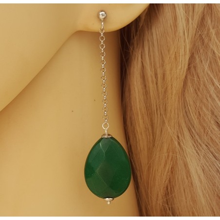 Zilveren oorbellen met Emerald groene Jade briolet