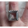 Zilveren ring vierkante witte Topaas bewerkte setting 19 mm