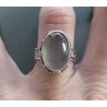 Zilveren ring perzik Maansteen gezet in bewerkte setting 16.5 mm