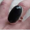 Zilveren ring gezet met ovale facet Onyx 17 mm