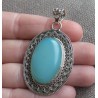 Zilveren hanger ovale aqua Chalcedoon in bewerkte setting