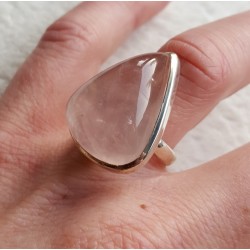 Zilveren ring gezet met druppelvormige cabochon Rozenkwarts 17.3