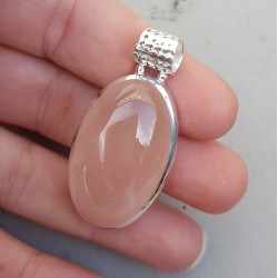 Zilveren hanger gezet met ovale cabochon Rozenkwarts