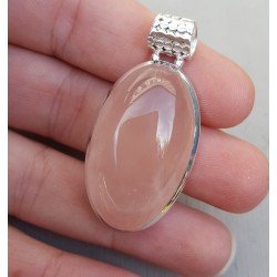 Zilveren hanger gezet met ovale cabochon Rozenkwarts