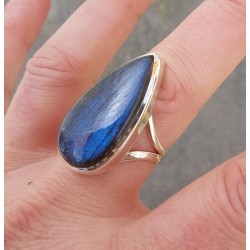 Zilveren ring met druppelvormige cabochon Labradoriet 19 mm