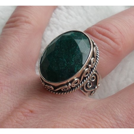 Zilveren edelsteen ring Emerald in bewerkte setting maat 16.5 mm