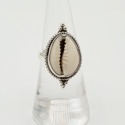 Zilveren ring met Cowrie schelp 17 mm