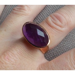 Vergulde ring met dwarsliggende ovale Amethist 18 mm