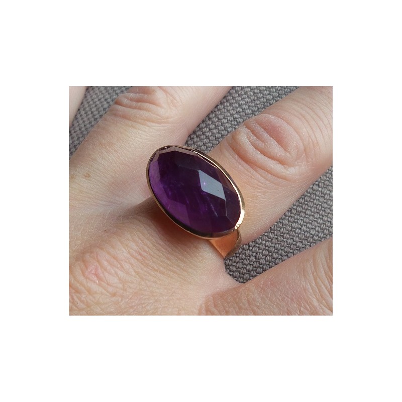 Vergulde ring met dwarsliggende ovale Amethist 18 mm