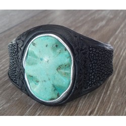 Armband van Roggenleer en gezet met Turkoois Howliet