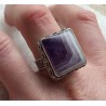 Zilveren ring Chevron Amethist en bewerkte setting 19 mm