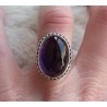 Zilveren ring cabochon Amethist gezet in bewerkte setting 17 mm