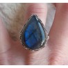 Zilveren ring gezet met druppelvorm Labradoriet maat 17.3 mm