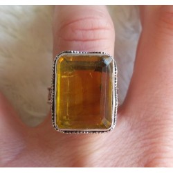 Zilveren ring gezet met rechthoekige Citrien 17.3 mm