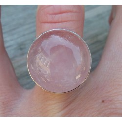 Zilveren ring gezet met ronde cabochon Rozenkwarts 17 mm