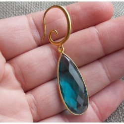 Vergulde zilveren bezel oorbellen met druppelvorm blauwe Kwarts