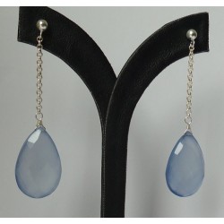 Zilveren oorbellen met grote blauw Chalcedoon briolet