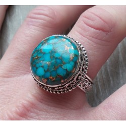 Zilveren ring ronde koper blauw Turkoois in bewerkte setting 19