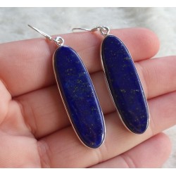 Zilveren lange oorbellen gezet met ovale Lapis Lazuli