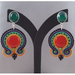 Zilveren oorbellen met groene Onyx en handgemaakte hanger