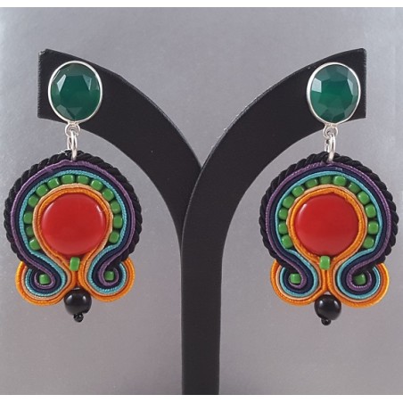 Zilveren oorbellen met groene Onyx en handgemaakte hanger