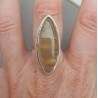 Zilveren ring met marquise gouden Rutielkwarts en bewerkte kop 17.7