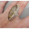 Zilveren ring met marquise gouden Rutielkwarts en bewerkte kop 17.7