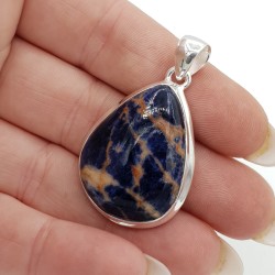 Zilveren hanger met druppelvormige oranje Sodaliet