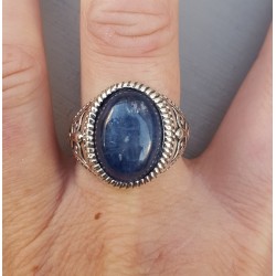 Zilveren ring met ovale Kyaniet (mannen ring) 20 mm