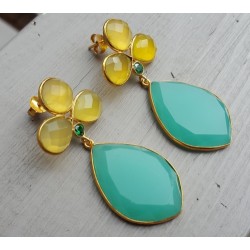 Vergulde oorbellen met gele en Chrysopraas groene Chalcedoon
