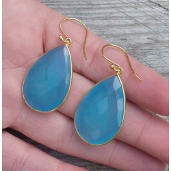 Vergulde oorbellen met grote blauwe Chalcedoon briolet