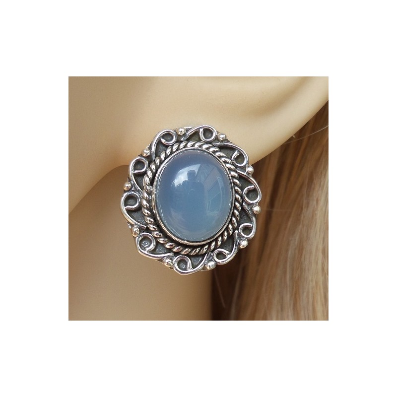 Zilveren oorbellen/oorknoppen met Chalcedoon in bewerkte setting