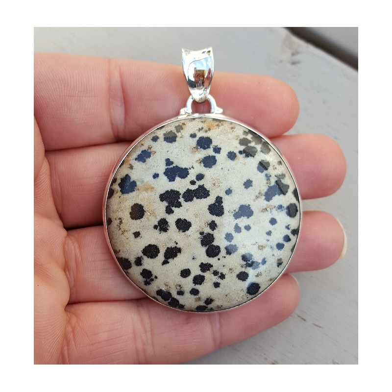 Zilveren hanger gezet met grote ronde Dalmatier Jaspis