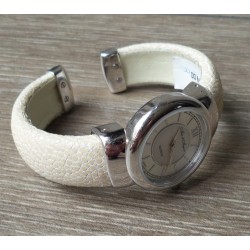 Zilveren horloge / armband van crème Roggenleer