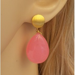 Vergulde oorbellen met roze Jade briolet