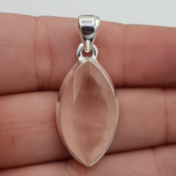 Zilveren hanger met marquise facet geslepen Rozenkwarts