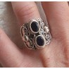 Zilveren ring gezet met Ioliet maat 17 mm