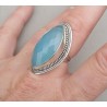 Zilveren ring gezet met marquise facet aqua Chalcedoon 17.3