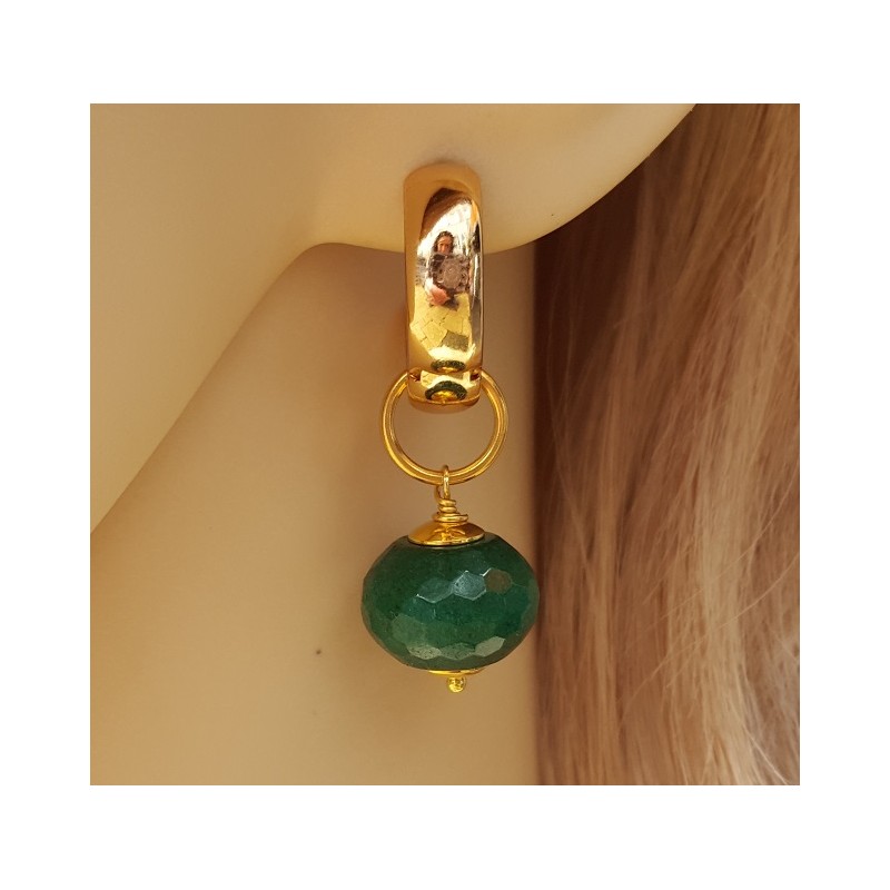 Vergulde creolen met Emerald groene Jade