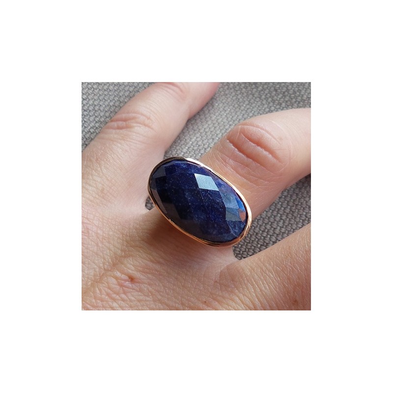 Vergulde ring met dwarsliggende ovale Saffier 16.5 mm