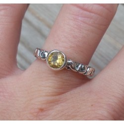 Zilveren ring gezet met ronde Citrien maat 17 mm