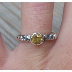 Zilveren ring gezet met ronde Citrien maat 17 mm
