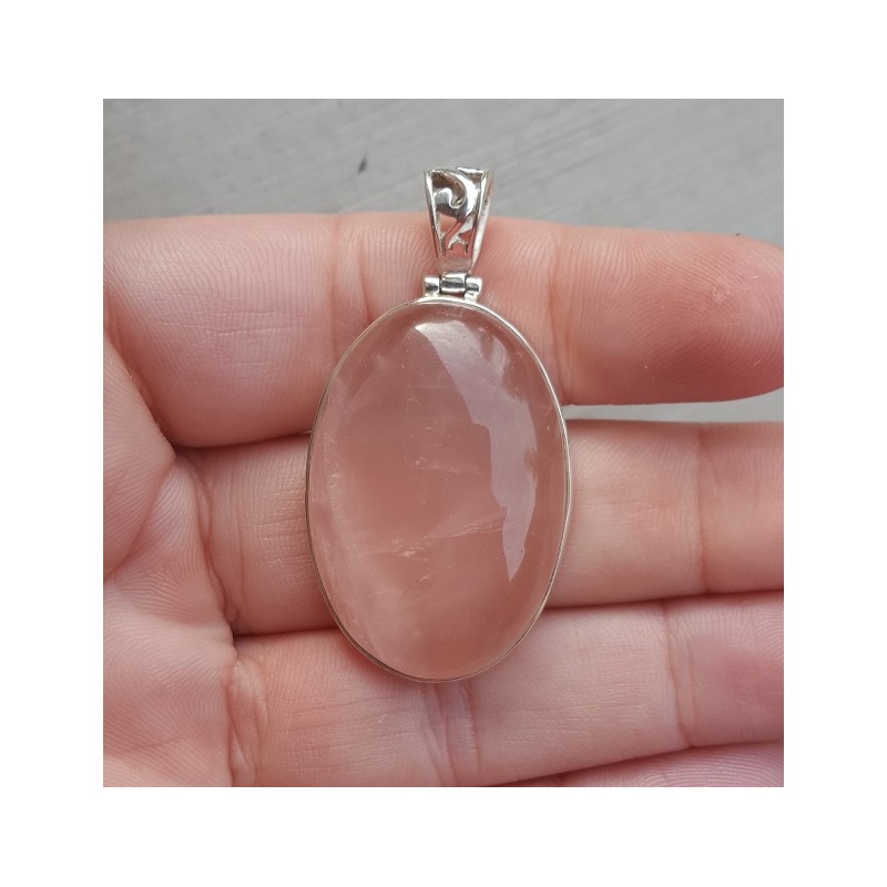 Zilveren hanger gezet met ovale cabochon Rozenkwarts