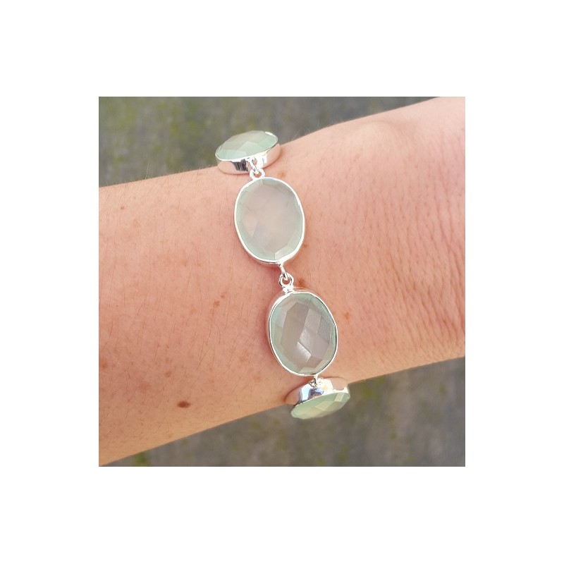Zilveren armband gezet met ovale facet aqua Chalcedoon schak