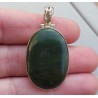 Zilveren hanger gezet met ovale Jade