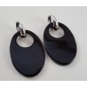 Creolen met ovale zwarte Buffelhoorn hanger
