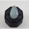 Zilveren ring gezet met druppelvormige cabochon Aquamarijn 18 mm