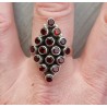 Zilveren ring gezet met ronde Granaten maat 19 mm