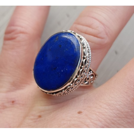 Zilveren ring ovale cabochon Lapis in bewerkte setting 17.3 mm