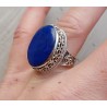 Zilveren ring ovale cabochon Lapis in bewerkte setting 17.3 mm